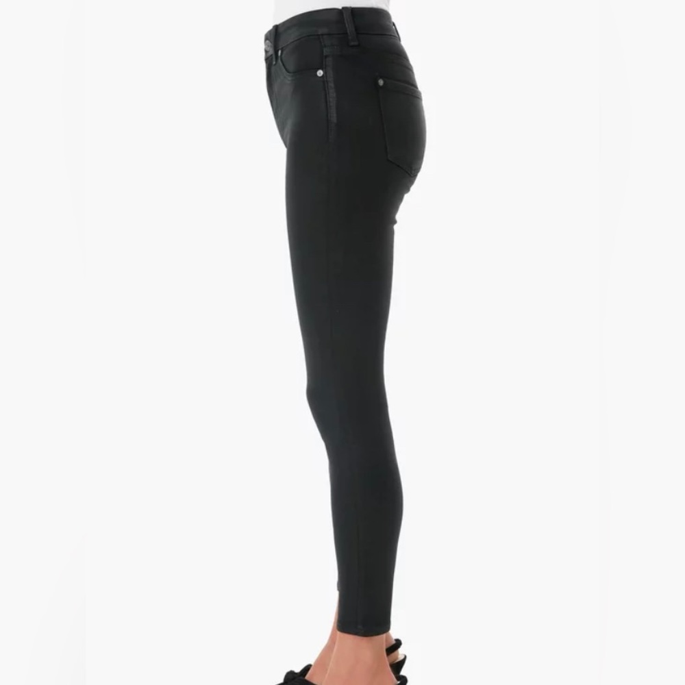 7 for all mankind skinned jeans. Black coated. Size 28